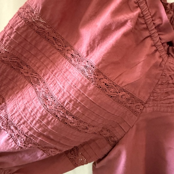 LOFT Women's Pink Smocked Top size L - Picture 3 of 5